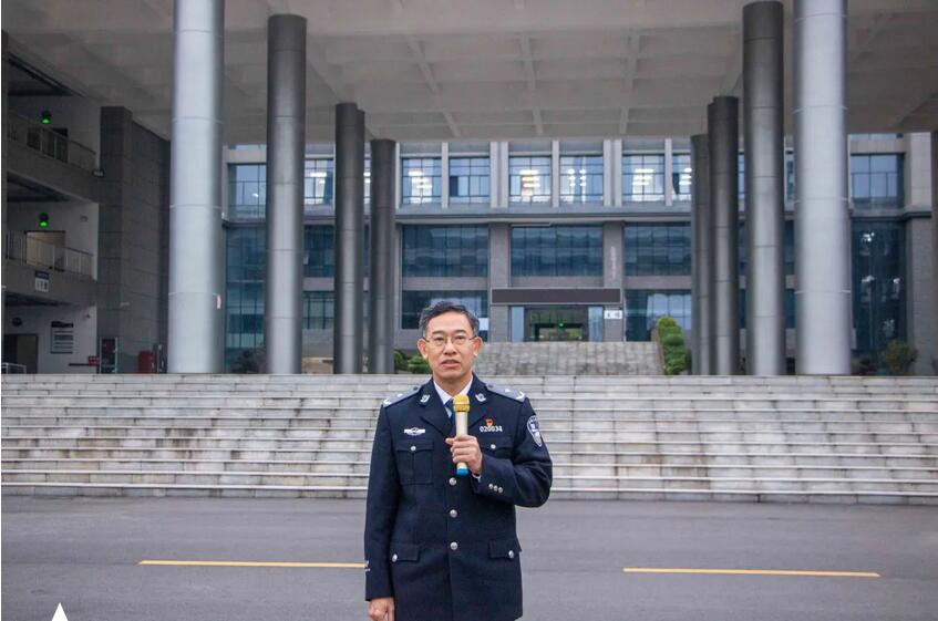 9bbbdd456124474b90718ae1ff5ef61d.jpg 9bbbdd456124474b90718ae1ff5ef61d.jpg