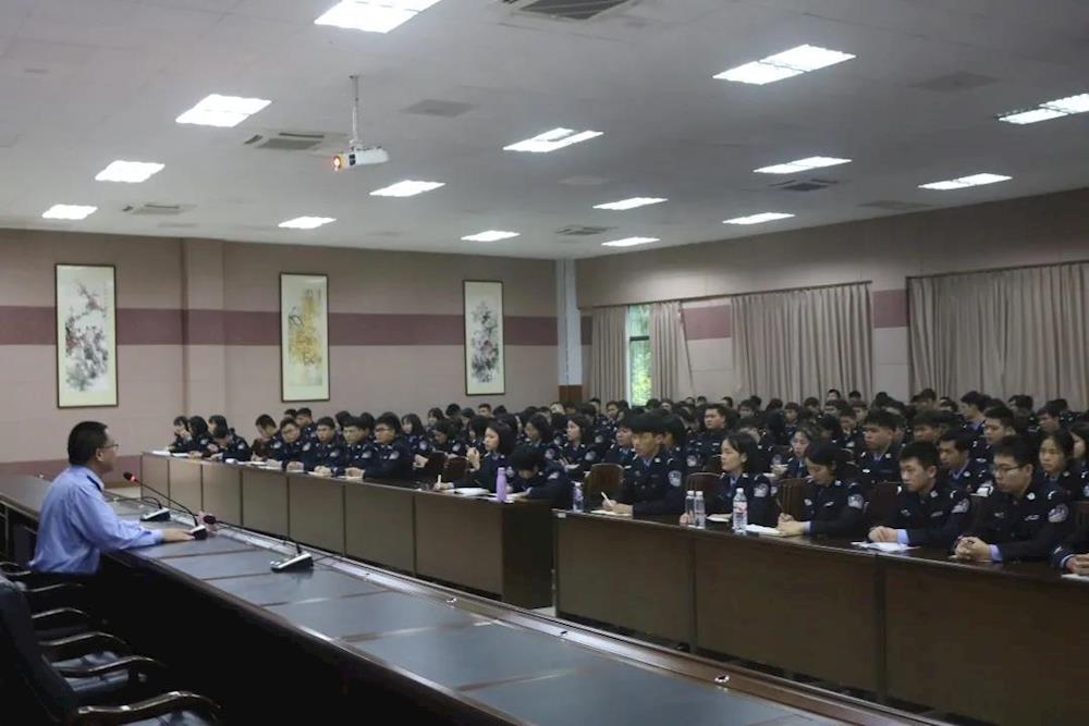 01544e9a408440edba463062be4238b8.jpg 01544e9a408440edba463062be4238b8.jpg