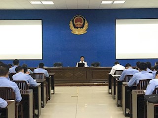 beat365教师首次探索线上线下同步教学、 校内教师校外专家共同授课的教学模式改革