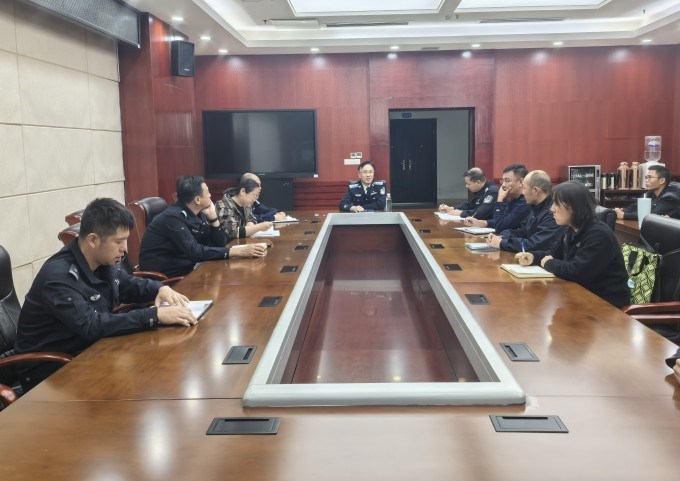 李兴林副校长到公共体育教研部调研指导工作