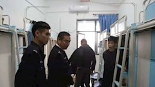 院部建设 | 治安学院党总支书记李林青深入学生宿舍开展安全隐患排查工作